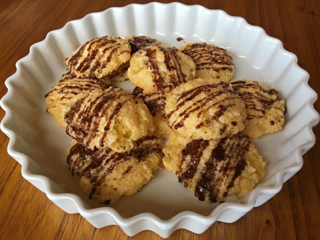 cookies with desiccated coconut