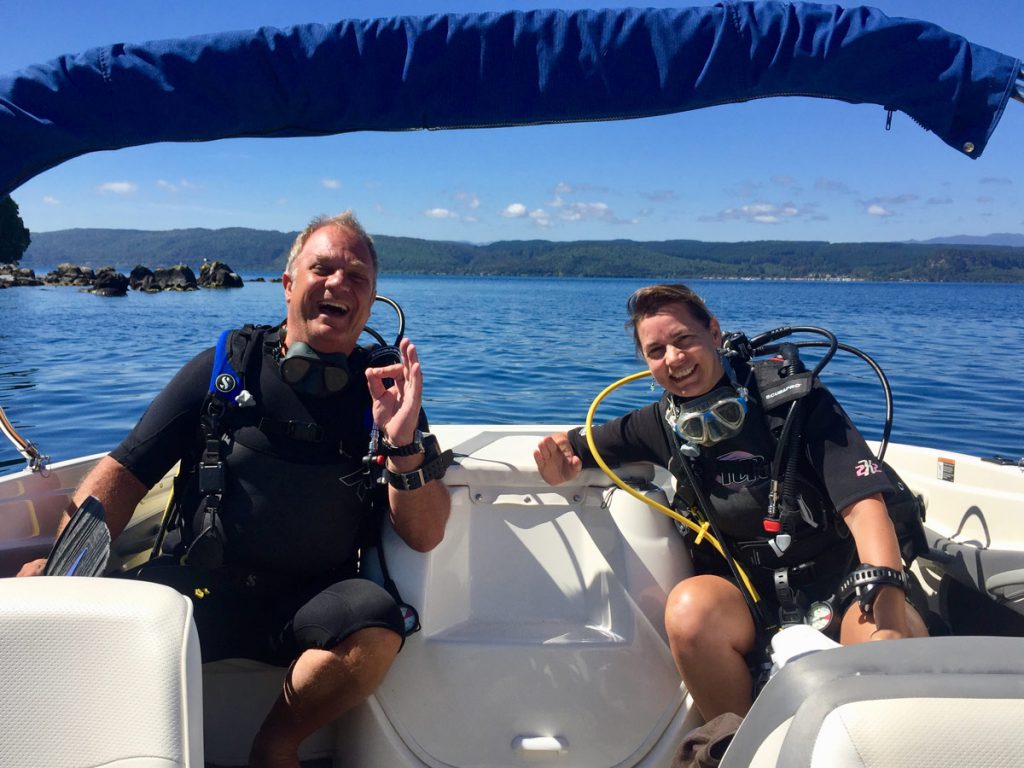 Buddy Team ready for Diving in Lake Taupo